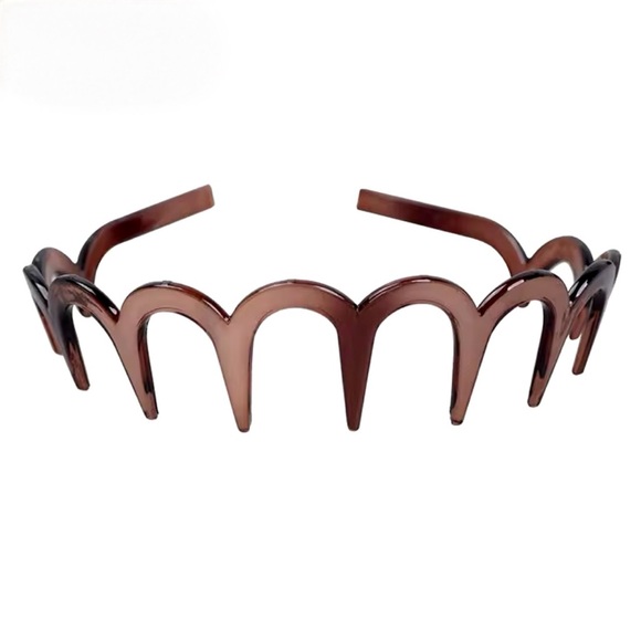 Accessories - Brown Tooth Comb Wavy Headband! NEVER WORN!